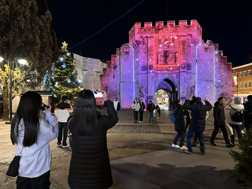 Southampton Christmas Market - Projection Mapping | The Projection Studio